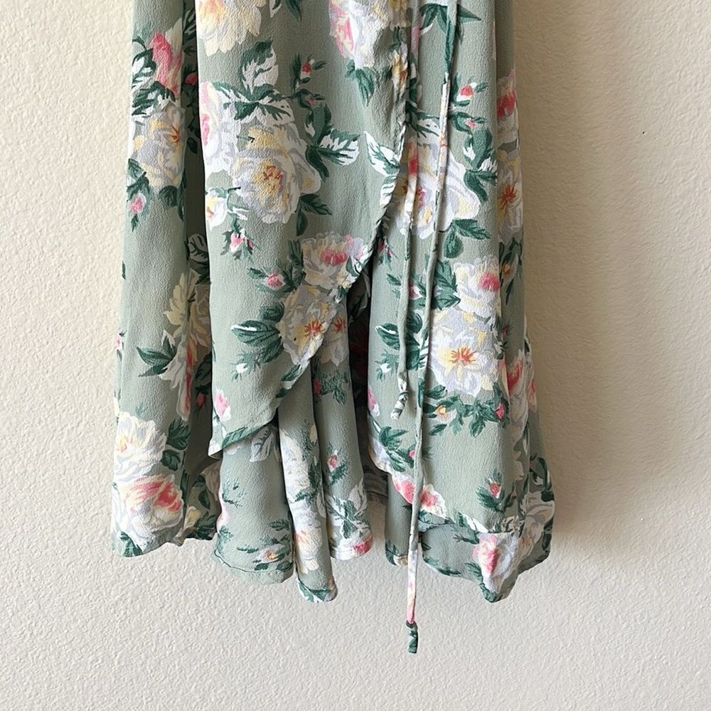 Privacy Please Floral Off Shoulder Wrap Dress - Picture 7 of 11